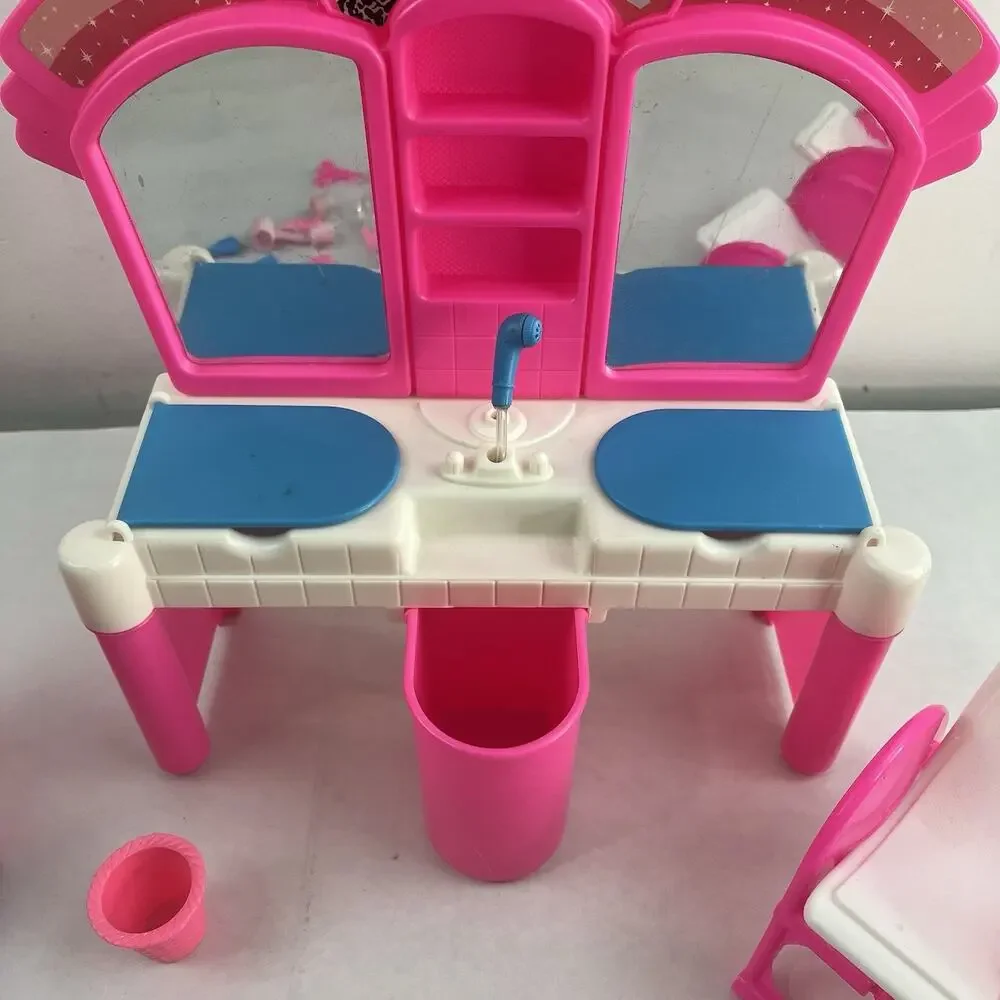 Vintage 1993 Barbie Cut & Style Hair Salon Beauty Parlor #67024 Set Mattel